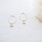淡水パールスモールフープピアス
