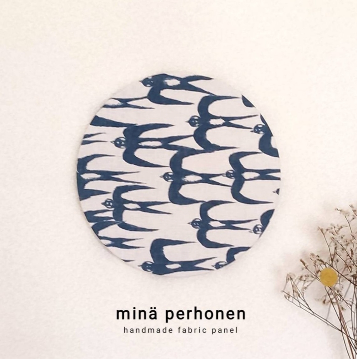 ファブリックパネル ミナペルホネン シンフォニー 丸型 刺繍