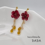 愛され薔薇のピアス　　赤