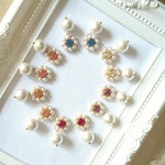 フラワービジューとコットンパールピアス No.73