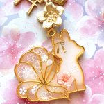 九尾の狐＊ピンク＊耳飾り＊桜コネクター＊キーホルダー