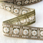  カーキ☆インド刺繍リボン  