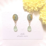 cute green× yellow flower×天然石(ミモザ)のピアス/イヤリング