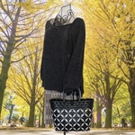 【Mサイズ】white × black  プラカゴ   普段使いにちょうど良いサイズの かごバッグ  急な雨でも安心 撥水素材