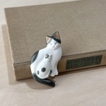 猫の親子ブローチ［ダーググレー］