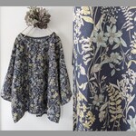 ♥ボタニカル柄ネイビーブラウス♥オーガニックコットン　パフ袖変更可
