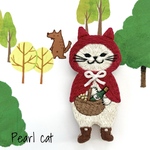 【ご新規様限定】二代目赤ずきんにゃんの刺繍ブローチ【再販/白猫】