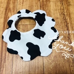 【ベビースタイ　よだれかけ】カウボーイ風　牛柄