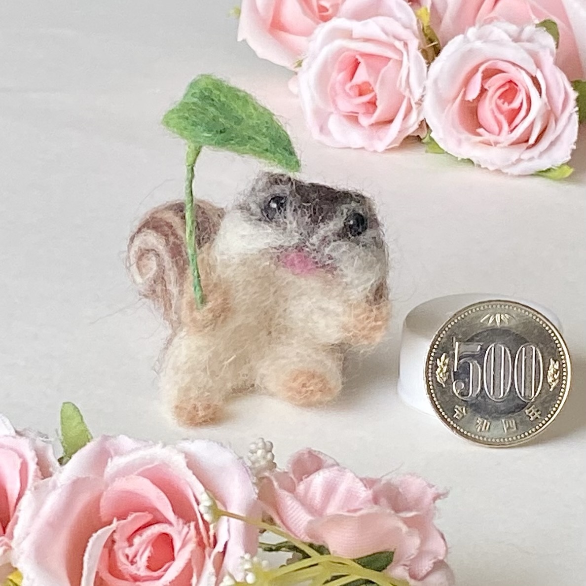 シマリス 羊毛フェルト リス 葉っぱの傘 しまりす - teaplus's gallery