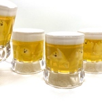 生ビールの中に沈んでみたい4人