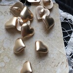 【1個】15×14mm/マットゴールドハートアクリルボタン