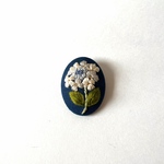 【受注制作】ガクアジサイ 刺繍ブローチ     サルビアブルー