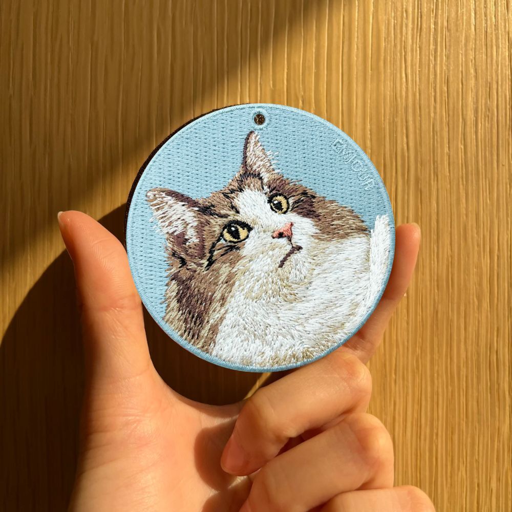 【入手困難】にゃー　モッズコート　刺繍　ボアライナー　ネコ型チャーム　ネネット 刺繍キーホルダー キーホルダー ノルウェージャンフォレスト