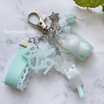 pastel green♬*°猫ちゃんとシェイカーキーホルダー 