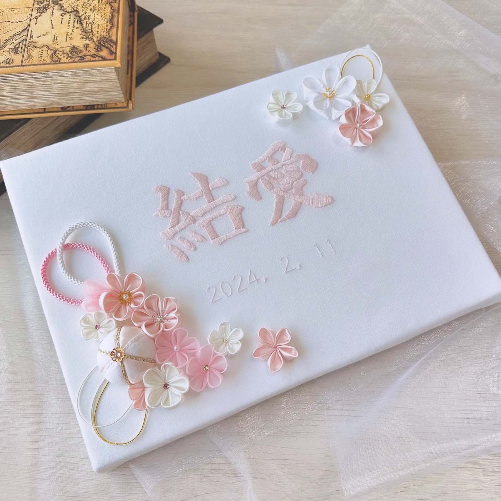 オーダー】命名書(刺繍×つまみ細工) - Maple for | minne 国内