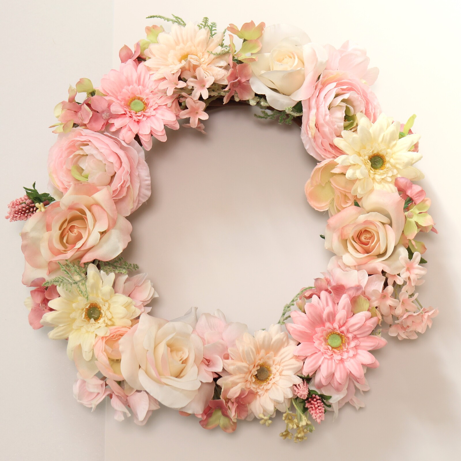 白バラと紫陽花のグリーンフラワーリース - étoile irisée