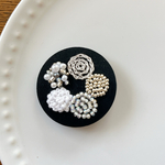 ビーズ刺繍くるみボタン（ヘアゴム/ブローチ）