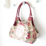 ローズガーデン×トワルドジュイ あおりがま口バッグ レッド B柄