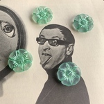 【1コずつ販売】JIRI＊IVANA#czech beads#チェコビーズflower22㍉　crystal/green