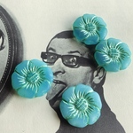 【1コずつ販売】JIRI＊IVANA#czech beads#チェコビーズflower22㍉　light blue/green
