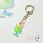 アクリルキーホルダー　クリームソーダ