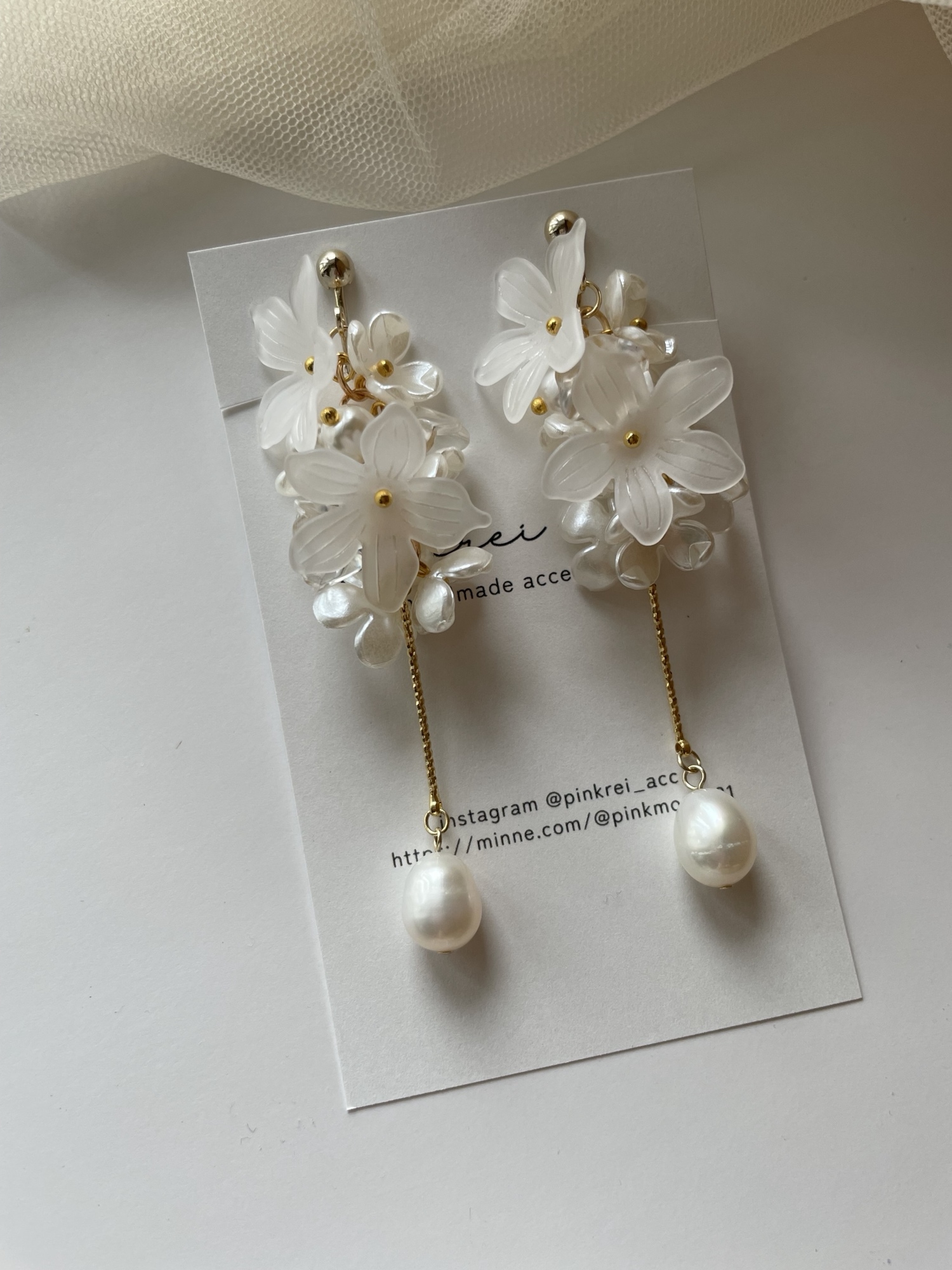 ピアス✴イヤリング もて 結婚式大ぶり大振り花