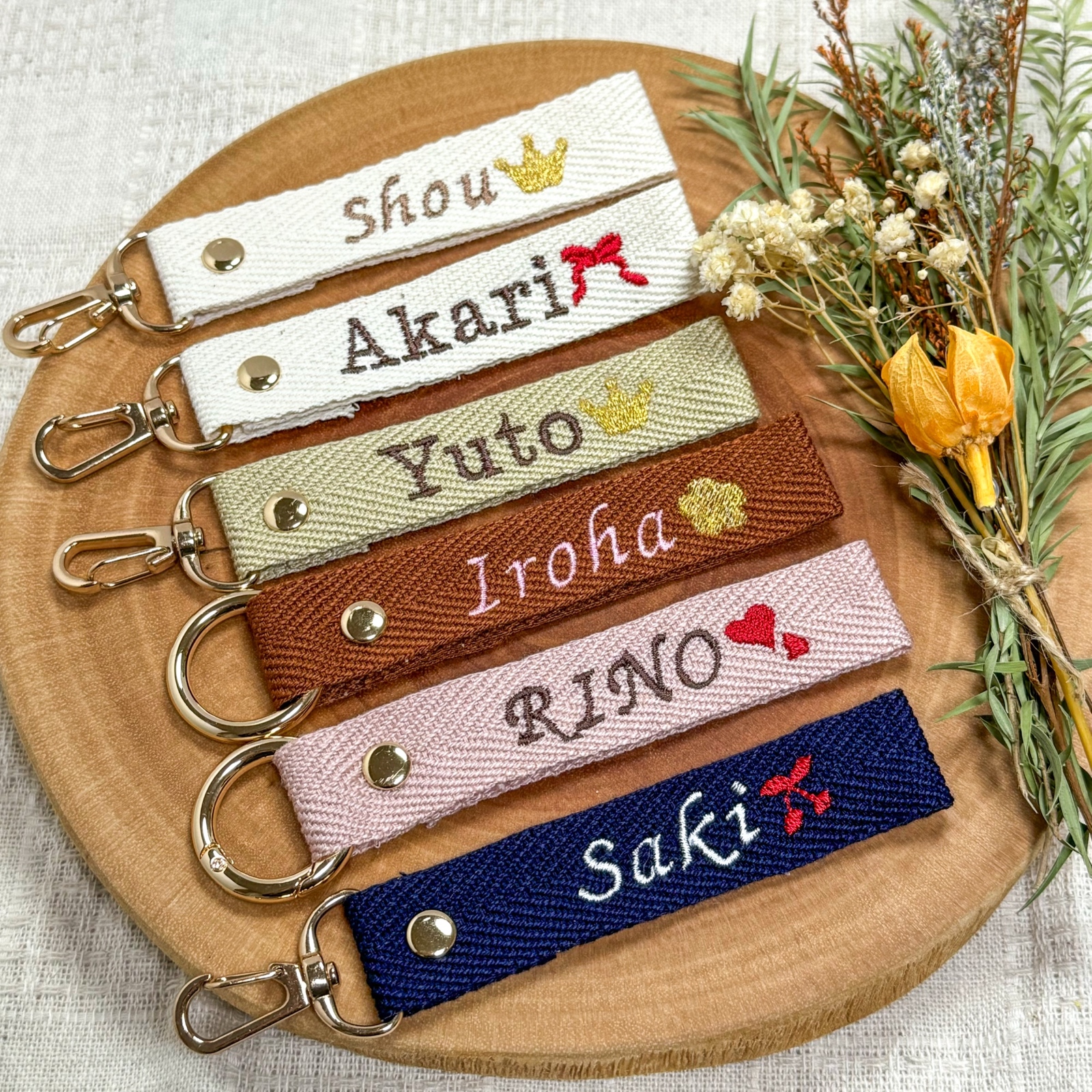 kmi　コメント頂けると助かります。様　【ネームタグ】　【ラメ糸刺繍】 kmi コメント頂けると助かります。様 【ネームタグ】 【ラメ糸刺繍】