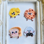 4枚入り　かわいいクッキー　おにぎり　刺繍アイロンワッペンシールタイプ