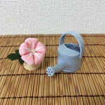 ちりめん細工:夏の飾り(朝顔とカラフルじょうろ)