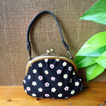 小さなお財布ポーチ❤︎がま口❤︎あられ小花❤︎浴衣にも