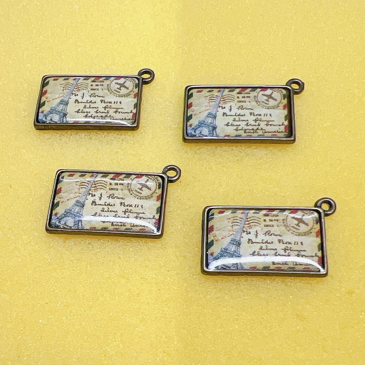 レトロボタン詰め合わせリース レトロボタン詰め合わせリース ボタンの店SUUSU | ボタン専門店