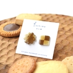 ⁂ 5/29(水)21:00発売 ⁂ フリル クッキー - マーブル × 市松 -　＊ 陶器 ピアス / イヤリング