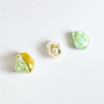 ＊292 不規則　3粒　小ぶり　アソート　アシンメトリー　ニュアンス　レジン　ピアス/イヤリング　