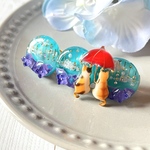 【訳あり】猫たちと雨降るバレッタ　レジン　ねこ　雲レジン　三毛猫　茶トラ白　紫陽花　ヘアアクセサリー　アジサイ