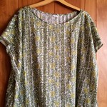 ★お試し価格★　グリーンのレトロ花柄✿プルオーバー　シュシュ付き　