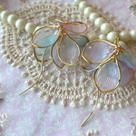 【イヤリングカバー付】花びらピアス(イヤリング)