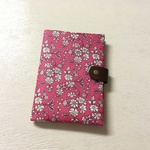 保険証ケース（リバティビニコCapelショッキングピンク