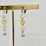 3連お花のピアス/イヤリング（ivoly🐑）