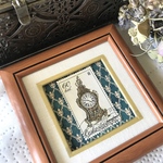 外国切手リネンのフレーム「チェコのアンティーク時計」ガラス入り額　チェコスロバキア No.119