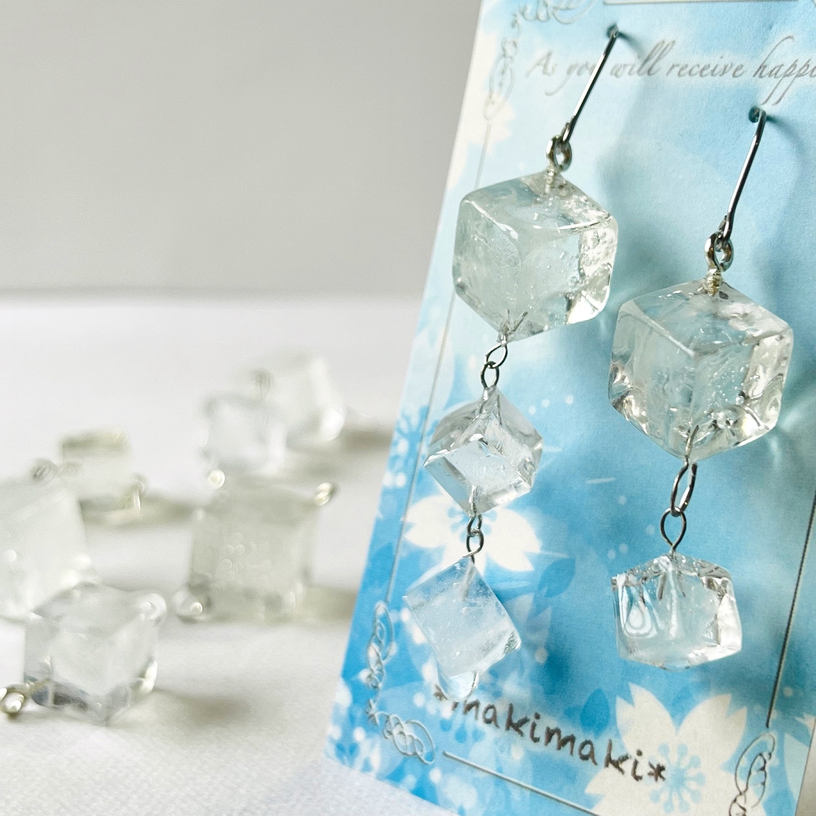 冷んやり氷のピアス/イヤリング【片耳販売‼️】 - makimaki's GALLERY