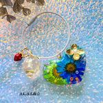 【Full bloom】ビッグ ハート 青 水色 ブルー グリーン ビーズ 苺 ボタニカル ドライフラワー 押し花 大人かわいい クリア オーロラ ビーズ キーホルダー バッグチャーム