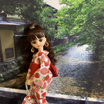 リカちゃんサイズ　🍓苺柄の浴衣と赤い帯のセット　浴衣と共布の巾着付き
