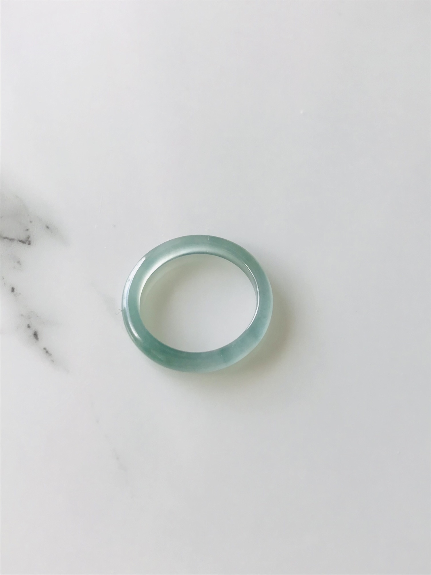 [R50-0014］ ジェイド　JADE ヒスイ　本翡翠　くりぬき　リング　天然石　一点物　グアテマラ産　アイスブルーグリーン  8号