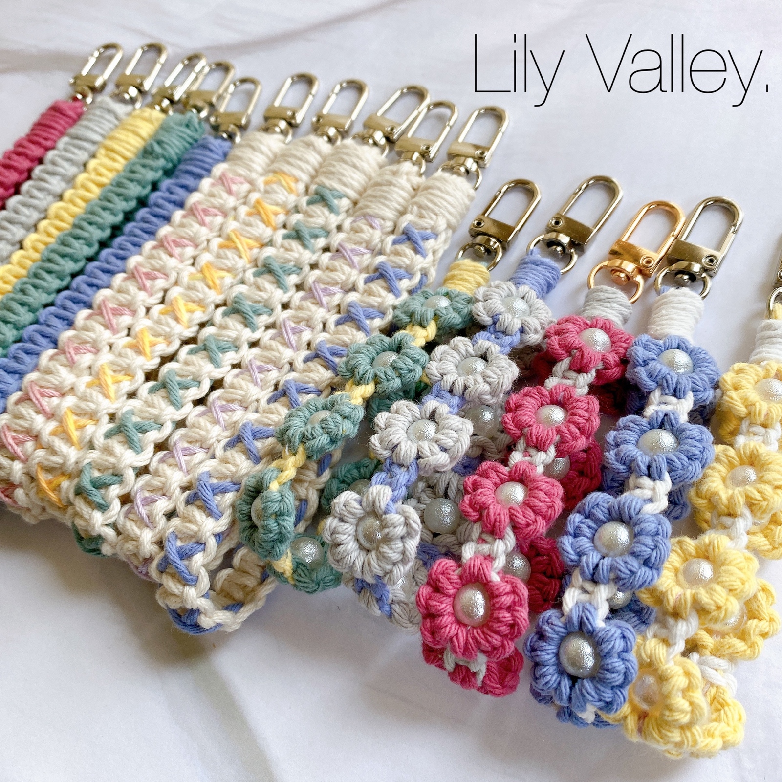 【J.M 様おまとめ】マクラメ☆キーホルダー☆フラワーSMILE☺☆4個セット 選べるカラー◇組み合わせ自由】マクラメキーホルダー フラワー