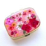 本物のお花の小物入れ（ピルケース）　レジン　