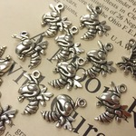 =10個= 1セット限定 ハチ 蜂 アクセサリー ネックレス チャーム パーツ 資材