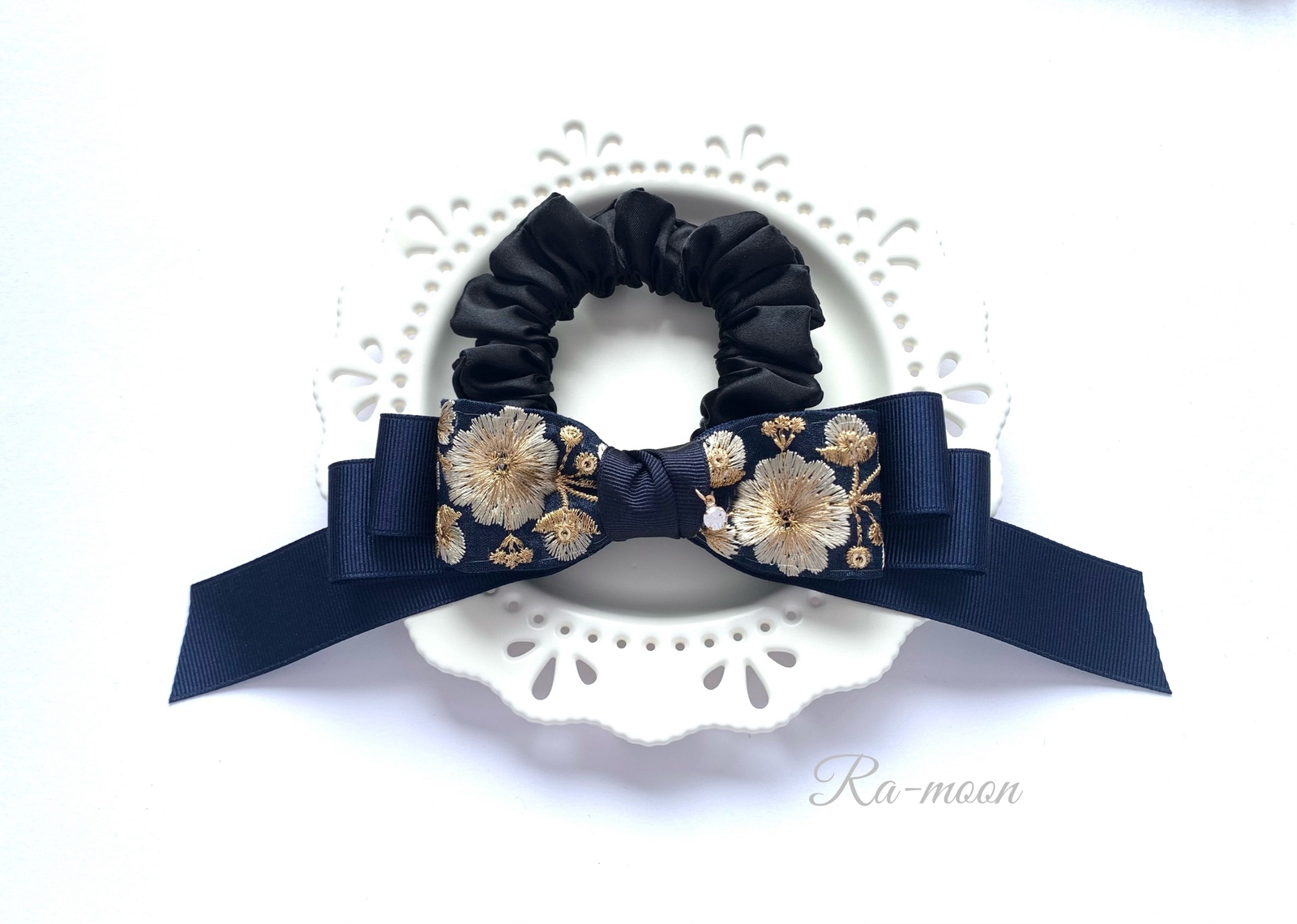 ☆在庫限り☆ ＊インド刺繍リボン＊シックなリボンシュシュ - Ra