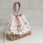 保冷保温お弁当袋（持ち手付き）【トリックバスケット レース】