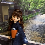 リカちゃんサイズ　🧡💙藍色絞り柄の浴衣とくすみオレンジの帯セット　浴衣と共布の巾着付き