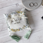 【名前刺繍】刺繍のリングピロー　ミモザ＊acacia wreath＊名入れ記念日刺繍